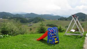 Gallery image of Pensiunea Pui de Urs Sirnea in Fundata