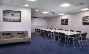 Área de negócios e/ou sala de conferências em Rydges Wellington Airport