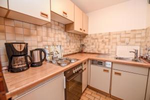 Küche/Küchenzeile in der Unterkunft Haus "Jan am Strand" Appartement JAN504