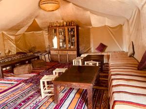 Posedenie v ubytovaní Sahara wellness camp