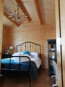 Posteľ alebo postele v izbe v ubytovaní Skye Coorie Cabin