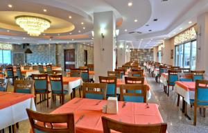 Restaurace v ubytování Sultan Sipahi Resort Hotel