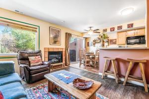 Η κουζίνα ή μικρή κουζίνα στο Solano Vallejo 3343