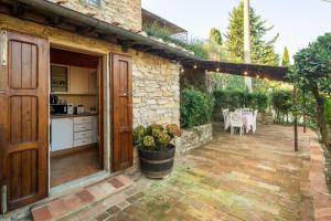 Φωτογραφία από το άλμπουμ του Pieve di Campoli by VacaVilla σε San Donato in Poggio +35 φωτογραφίες