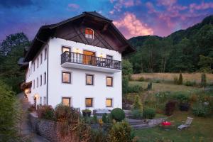 Nespecifikovaný výhled na hory nebo výhled na hory při pohledu z bed and breakfast