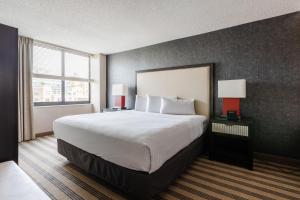 Photo de la galerie de l'établissement 2500 Penn, a Placemakr Experience, à Washington