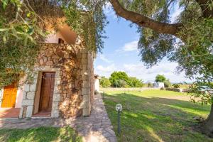 Imagen de la galería de ISS Travel, Pedra Rosa 2 bedroom apartments with private terrace and air conditioning, en San Teodoro