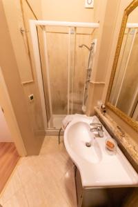 Koupelna v ubytování Hotel Viscardo