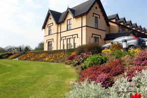 Gallery image of Errigal Country House Hotel in Cootehill