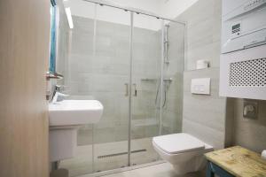 Kúpeľňa v ubytovaní Koffer Apartman
