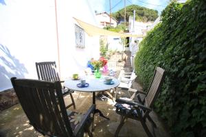 Fotografie z fotogalerie ubytování VILLA CON PISCINA v destinaci Tossa de Mar