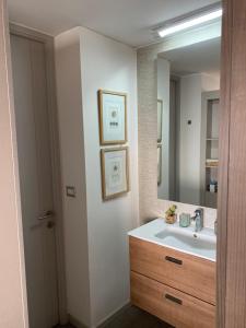Vannituba majutusasutuses Tantum Concon Apartment