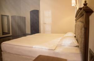 A bed or beds in a room at Thrace Konak Hotel & SPA