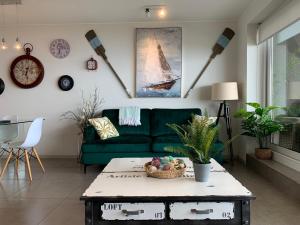 Istumisnurk majutusasutuses Tantum Concon Apartment