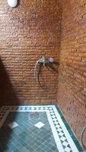 Koupelna v ubytování Riad amal