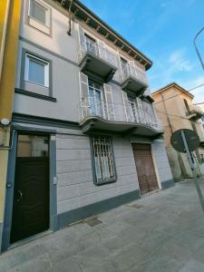 Budova, kde se apartmán nachází + 23 fotografií