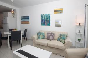 Posezení v ubytování Apartamento con Vistas al mar