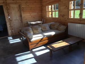 Grand Chalet Domaine du vieux chêneにあるシーティングエリア +1枚の写真