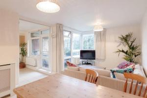 Gallery image of Spacious Two Double Bedroom Flat in London