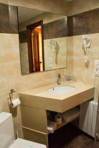 Koupelna v ubytování Hotel L'Escala