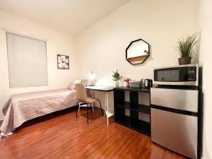 Modern Rooms & Suites in West Lancaster