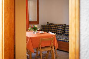 Posedenie v ubytovaní Testa di Monaco - Basic Beach Accommodations