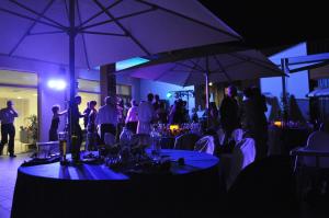 Hosté ubytování Tullio Hotel + 37 fotografií