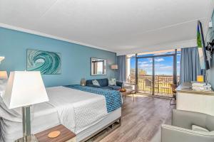 Oceanfront Suite Grande Cayman 124