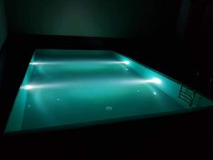 Kolam renang di atau dekat dengan Hotel Kandyan View ''Free pickup from Kandy city''