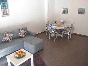 Posezení v ubytování 3 bedroom apartment with terrace and free parking
