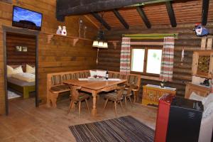 TV a/nebo společenská místnost v ubytování Berghütte Ahrntal