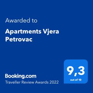 Certifikat, nagrada, logo ili neki drugi dokument izložen u objektu Apartments Vjera Petrovac