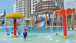 Bazén v ubytování Bayou Lagoon Park Resort nebo v jeho okolí
