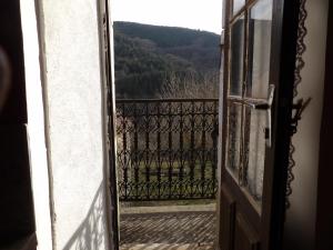 Nespecifikovaný výhled na hory nebo výhled na hory při pohledu z apartmánu