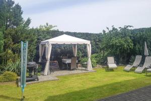 Κήπος έξω από το Large, comfortable holiday villa, private garden