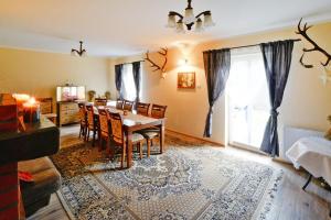 Gallery image of Holiday home in the forest, private garden, sauna in Powidz