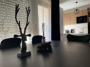 Η κουζίνα ή μικρή κουζίνα στο Apartment am Wasserfall mit Sauna & Top-Lage +15 φωτογραφίες
