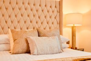 King Deluxe City Centre Apt Balcony View& Free Parking! PRIMEDOORSTEP