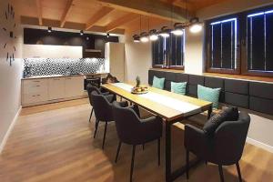 Η κουζίνα ή μικρή κουζίνα στο Holiday Home in Mielno near Beach & Lake