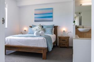 Ένα ή περισσότερα κρεβάτια σε δωμάτιο στο Seaduced By Airlie