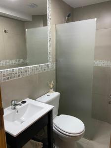 ห้องน้ำของ Alakalufes Estudio - Departamento completo en Ushuaia