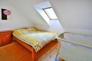 Ένα ή περισσότερα κρεβάτια σε δωμάτιο στο Terraced Houses, Sarbinowo