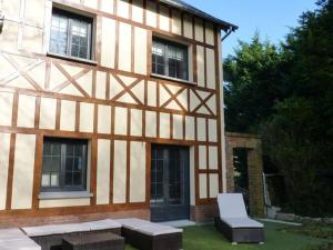 Gallery image of Semi-detached house, Rieux - 8 pers in Rieux