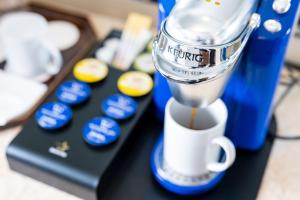 a food blender sitting on top of a counter at ANA Crowne Plaza Matsuyama by IHG in Matsuyama +181 photos