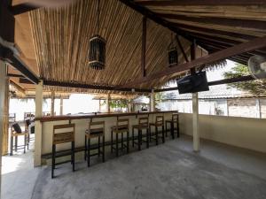 Restaurace v ubytování Isara Lanta Beach Resort + 37 fotografií