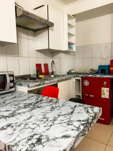 Köök või kööginurk majutusasutuses Depto 2 Metro Cal y Canto (Estudio)