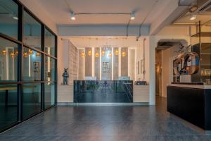 Vstupní hala nebo recepce v ubytování Momo Hotel + 19 fotografií