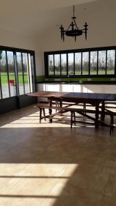 Photo de la galerie de l'établissement Grande maison avec parc et SPA, à Le Vieux Marillais