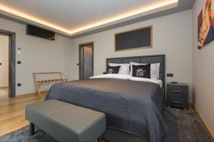 Posteľ alebo postele v izbe v ubytovaní Family Villa Mare for max 8 person with jacuzzi Kukci Poreč countryside + 37 fotografií