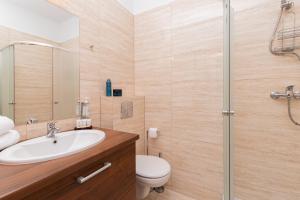 Koupelna v ubytování Villa 4 Pory Roku by Noclegi Renters